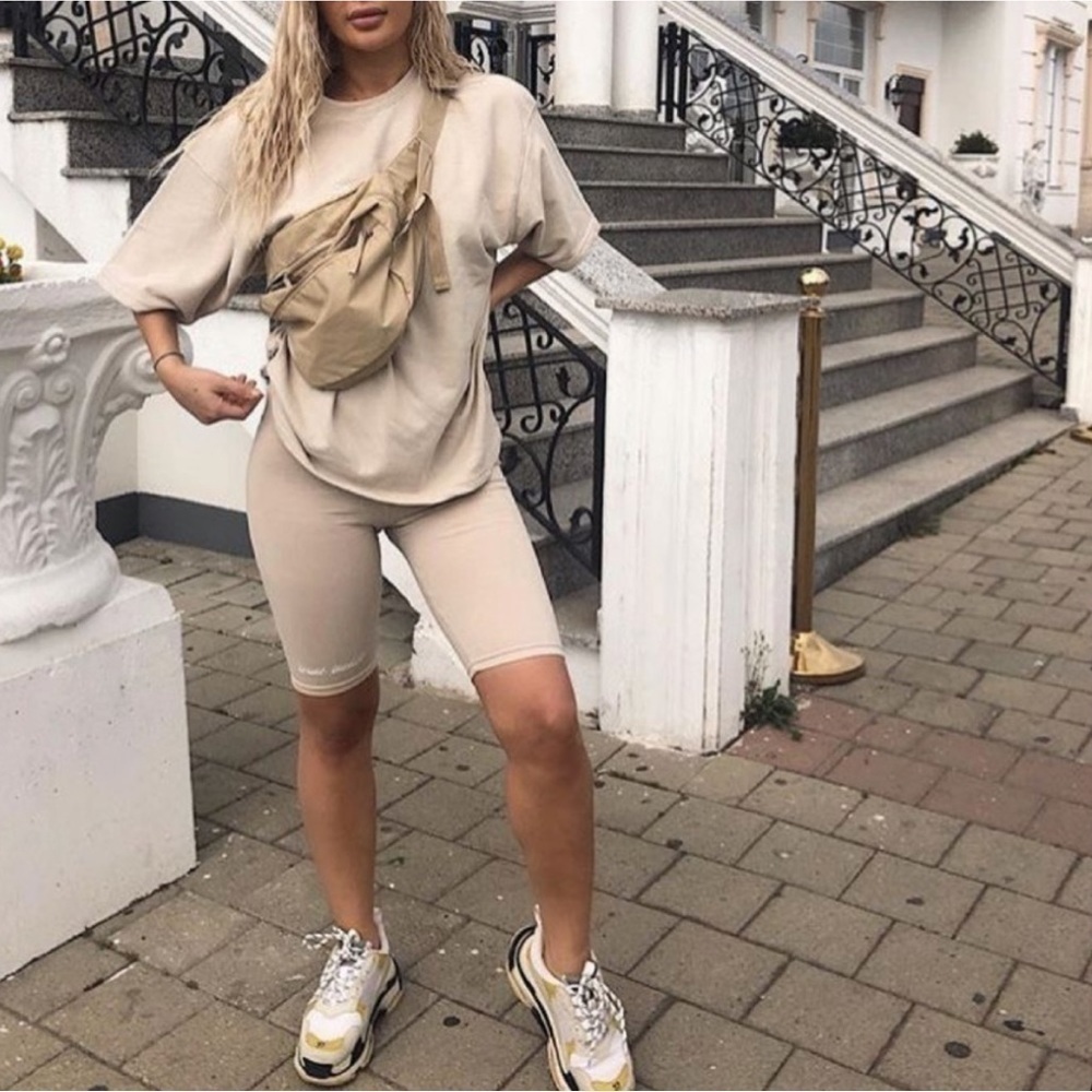 Nude biker‎ shorts